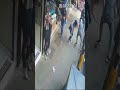 Indignante robo a un adulto mayor en el centro de Medellín #atraco #viral #medellin #ladrones #reels