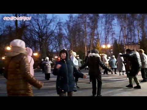 В КИЄВІ ГАРНІ МОЛОДИЦІ ЗАЖИГАТЕЛЬНЫЕ ТАНЦЫ В ПАРКЕ ГОРЬКОГО ХАРЬКОВ ЯНВАРЬ 2021 