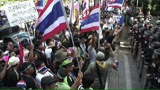 タイで反政府デモ拡大　米大使館で政権打倒訴える(13/11/29)