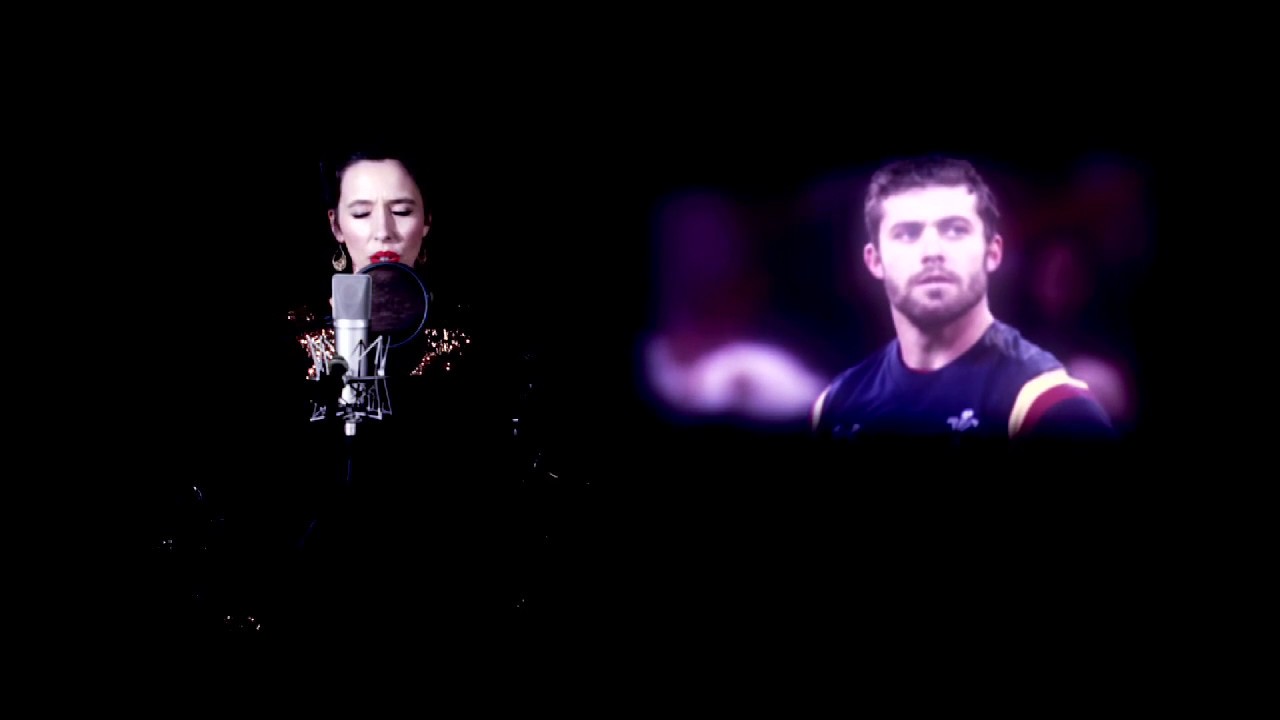 Cwm Rhondda - BAND PRES LLAREGGUB (feat. Lisa Jên) - YouTube