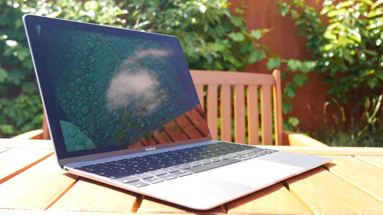 YouTube Gaming on MacBook