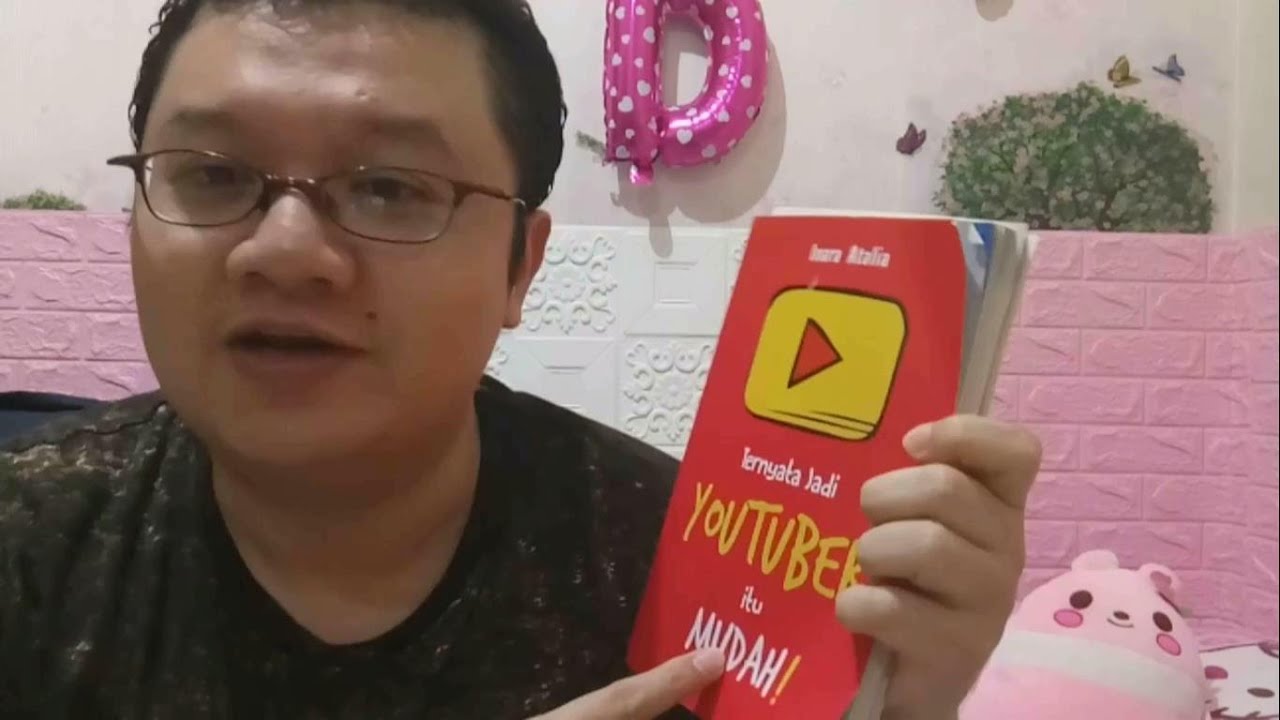 BEDAH BUKU - TERNYATA MENJADI YOUTUBER ITU MUDAH - YouTube