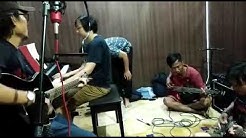 Cover lagu karena aku setia sheila on 7  - Durasi: 1.38. 