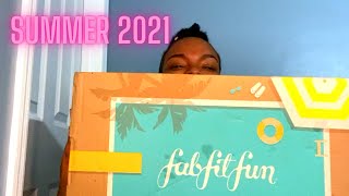 FabFitFun SUMMER 2021 Seasonal Box Unboxing 👀 What&#39;s in the Box?