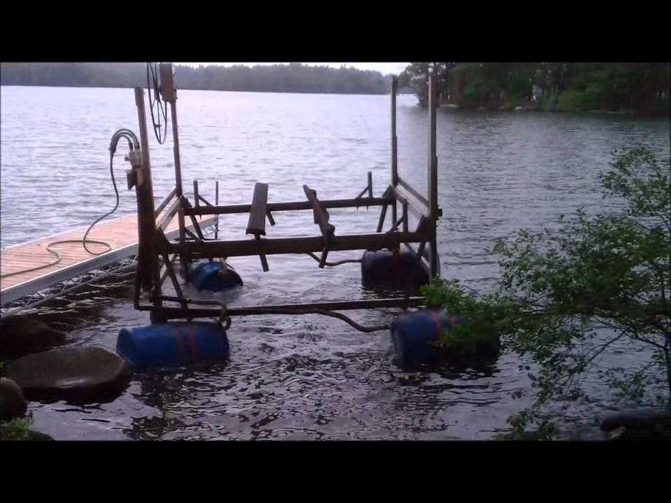 Boat Lift Needs a Lift - YouTube