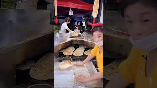 Live stream of a famous food vendor in China—you have to try it! ‼️