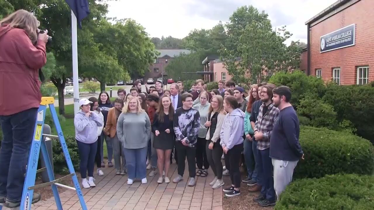 Time-lapse: Group photo shoot at NHIOP