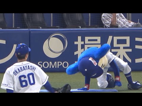 岡林「またドアラが何かやってるよ…笑」 (2022/07/01)