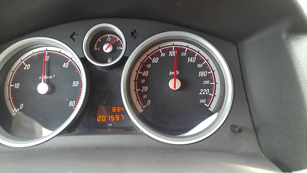 Opel Astra H Caravan 1.9cdti Beschleunigung 60-140km/h - YouTube