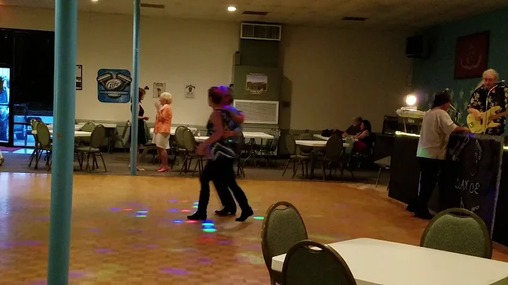 Rob & Cathy Holleman dancing a beautiful NC2S (Nig...