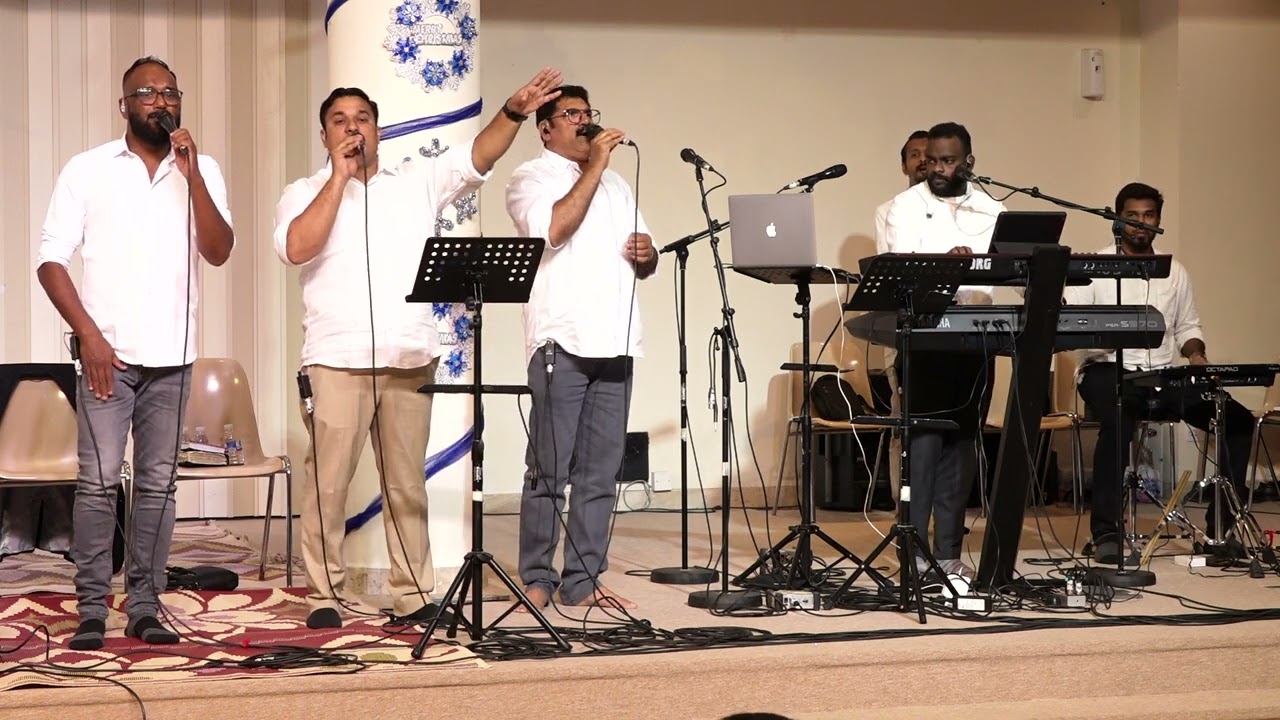 യേശുവിൻ നാമം എൻ Yeshuvin naamam en * Lyrics Malayalam Christian Song * IPC Worship Centre Sharjah