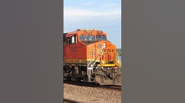 BNSF Intermodal with Perfect Lighting