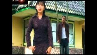 Usman Ginting - Ertahan