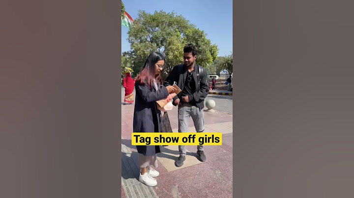 Show off girls | फ़र्ज़ी influencer | #showoff #shorts #comedylicious