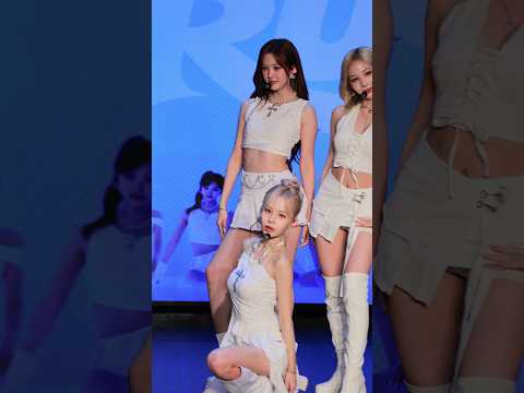 260907 에스투잇 (S2IT) 효빈 -  Blue Crush 쇼케이스 직캠