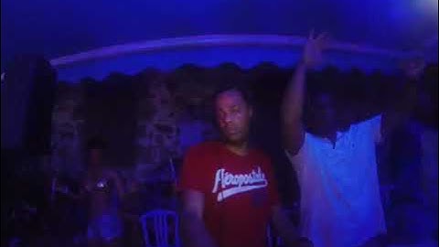 Thumbnail of Pull uuuuuup !!! Dj Gil feat Aidonia - Grip Me - Garden MonoÏ & Bois dressés à guichet fermé !