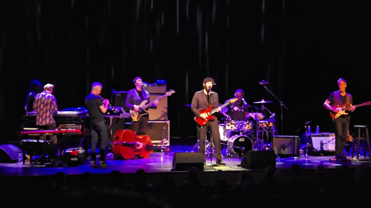 Raye  John Splithoff & Chris Botti