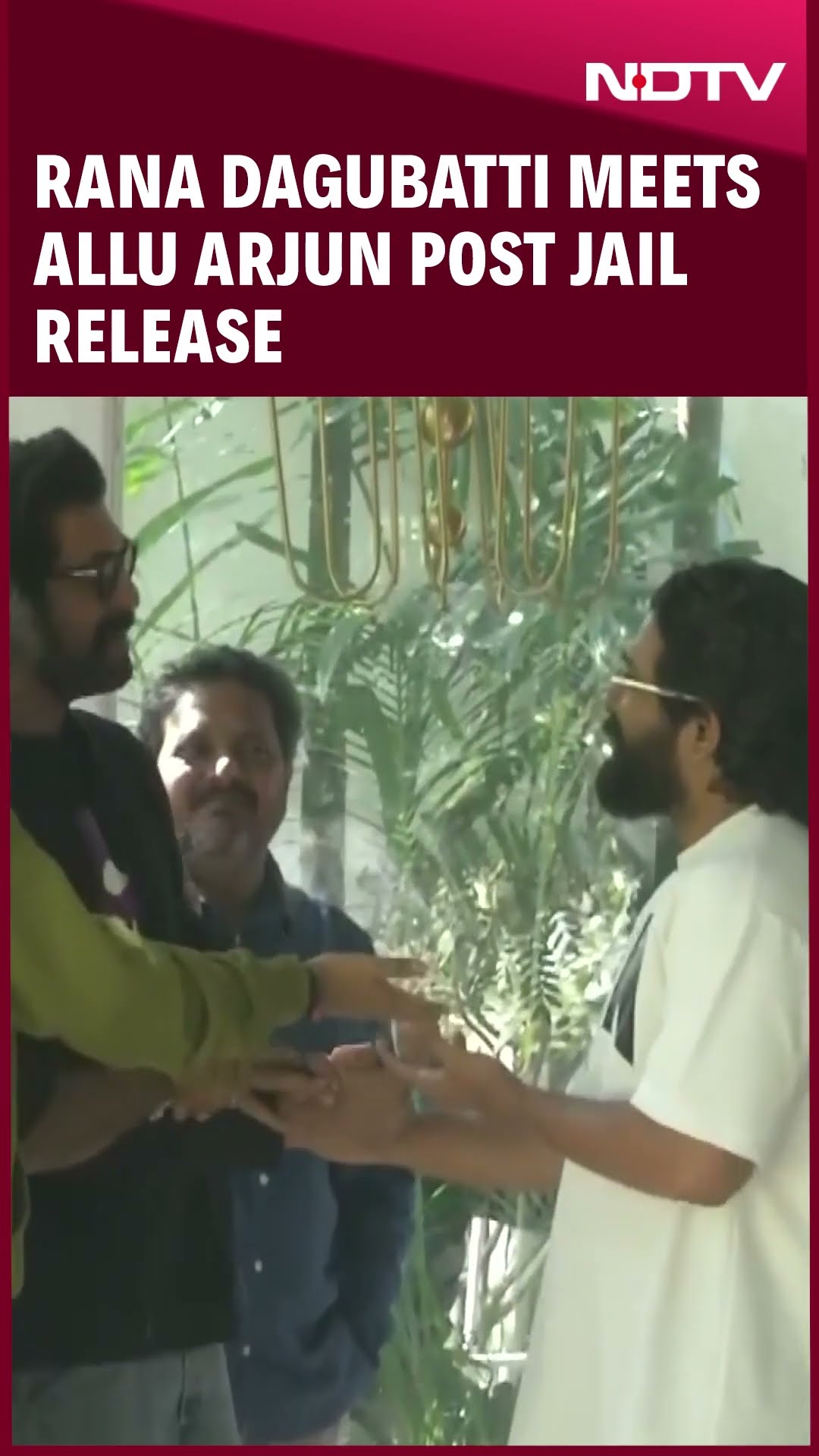 Allu Arjun News | Rana Dagubatti Meets Allu Arju At His Residence