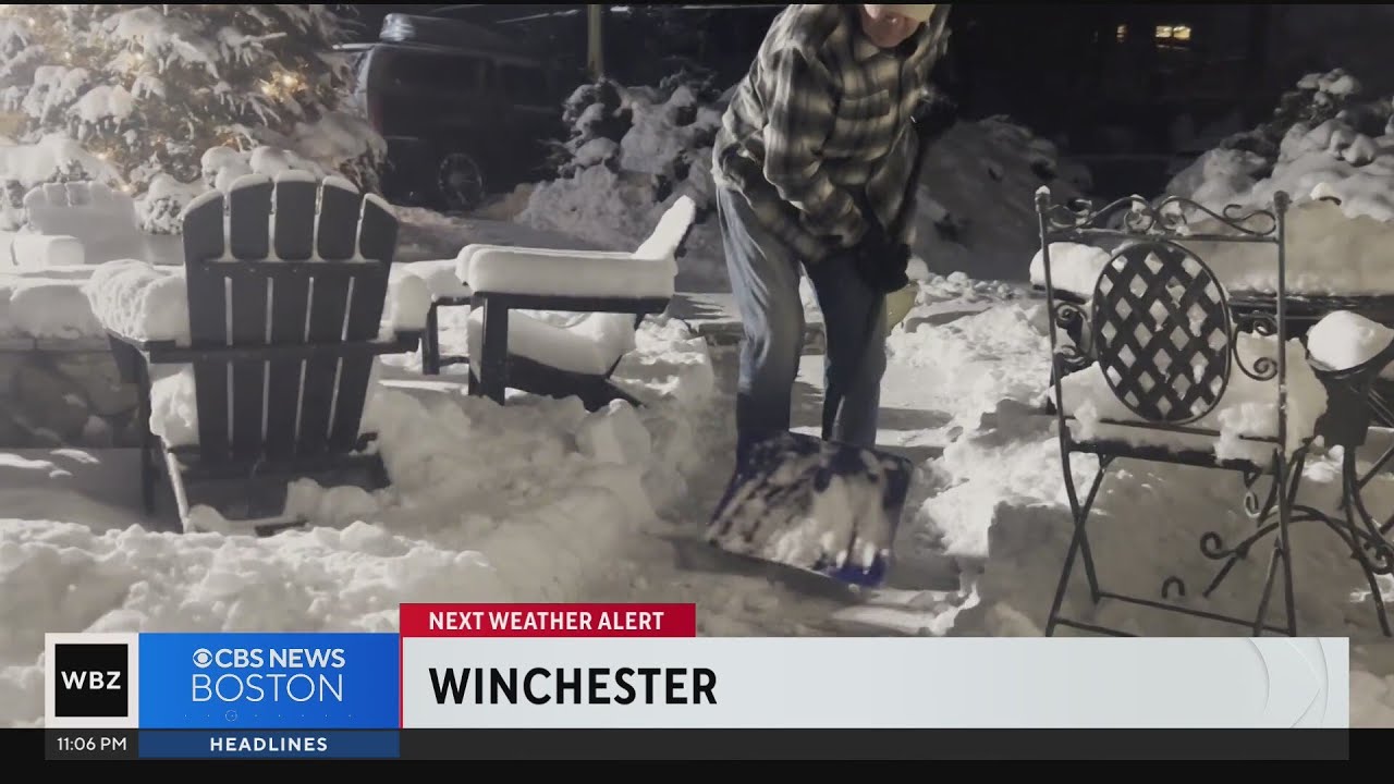 Some Massachusetts communities get more than a foot of snow - YouTube