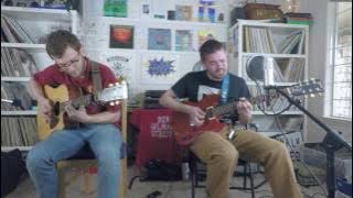 Mom Jeans. // 'Shred Cruz' // BRUNCH TUNES