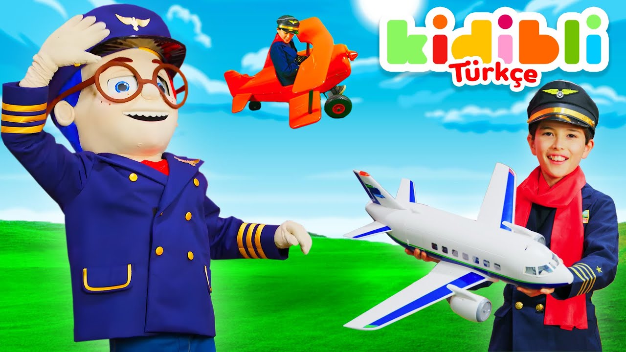 ocuklar Bir U ak Ve Bir Helikopter U uruyor ocuklar Taklit Oyunu ocuklar-bir-u-ak-ve-bir-helikopter-u-uruyor-ocuklar-taklit-oyunu