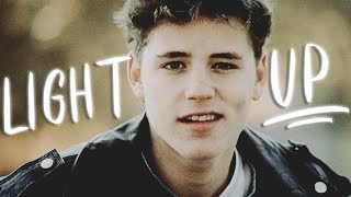 Light Up (Corey Haim&#39;s 47th Birthday)