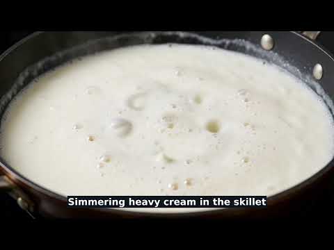 Classic Fettuccine Chicken Alfredo recipe video thumbnail