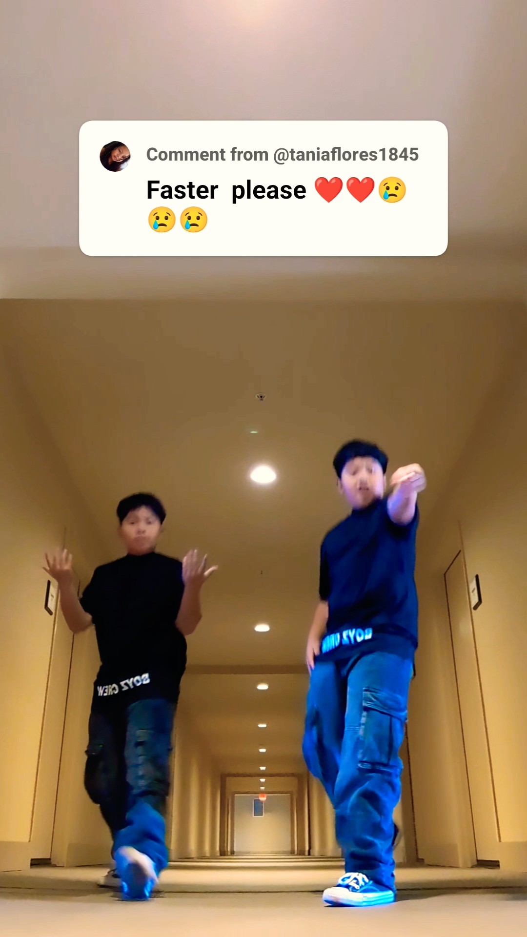 IS THIS FAST NOW?! DC: us! @odetari #twindance #dancemoves  #fypシ゚ #foryou #dance #shorts