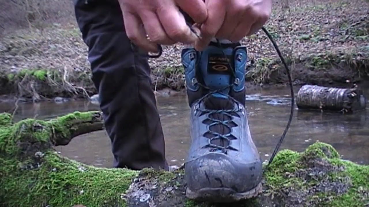 tying hiking boots
