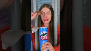Thumbnail for GENIUS FOOD HACKS 🍫 #shorts