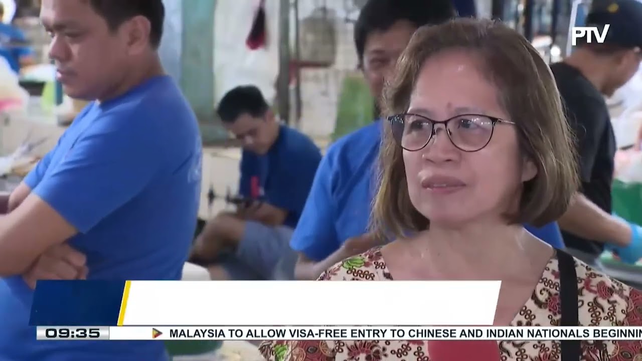 House leaders conduct surprise market inspection