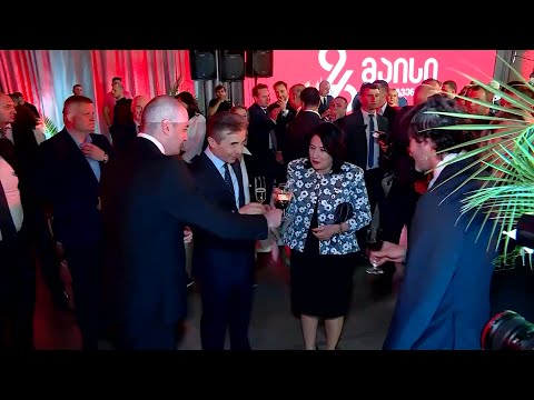 რა აქვს სათქმელი სალომე ზურაბიშვილს ივანიშვილზე?