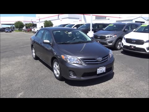 2013-toyota-corolla-le
