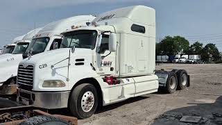 2013 Mack CXU613 T/A Sleeper Semi Truck (Non-Runner)