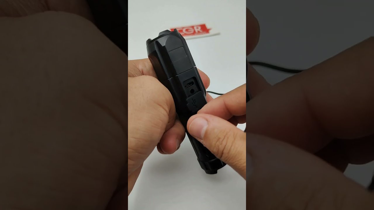 Charging Smiling Shark ZY-622A LED Lightweight Powerful Flashlight 