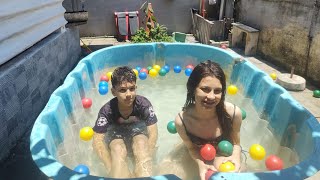 Afternoon routine at the pool