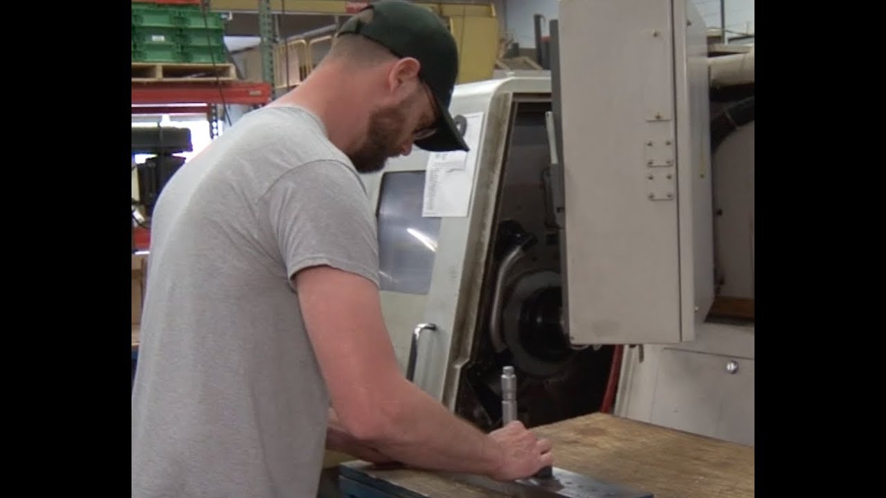 Cool jobs in St. Louis - Machine Operator