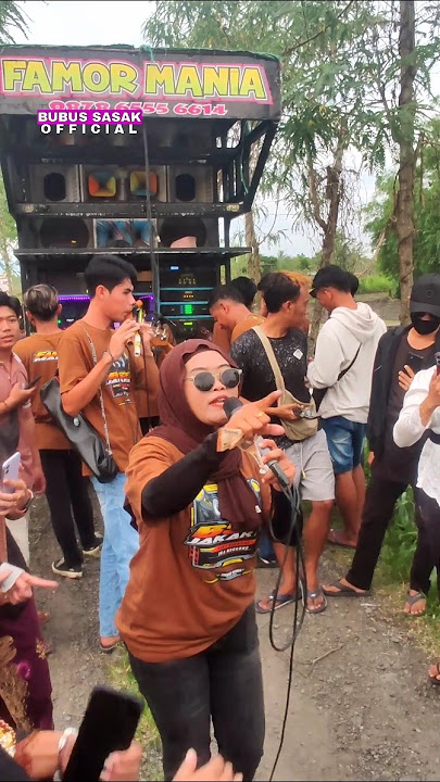 Rohana Afrilia bersama famor mania. #shorts