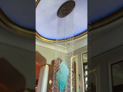 Hotel Atlantis Dubai: A Luxury Oasis on Palm Jumeirah!#AtlantisThePalm#Dubai