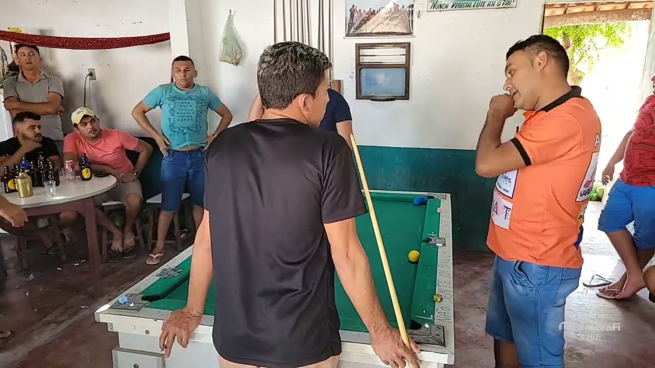 Tornei de sinuca na casa de Ailton valendo um Carneiro 8 da manhã