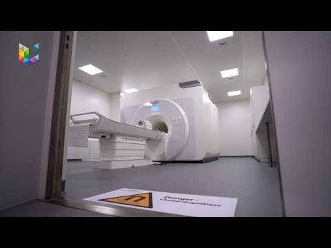 Video: Omfattande Immunrekonstitutionsinflammatoriskt Syndrom I Fingolimod-associerat PML: En Fallrapport Med 7 Tesla MRI-data