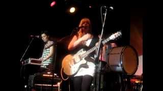 Tu Fawning - Blood Stains (Live @ Cargo, London, 29.05.12)