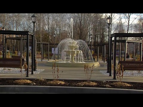 В Серове открыли новый фонтан м подсветкой в театральном сквере ДКМ #серовтв #серов