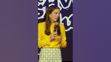 Never date a magician. #EmmaHolland #micf #standupcomedy