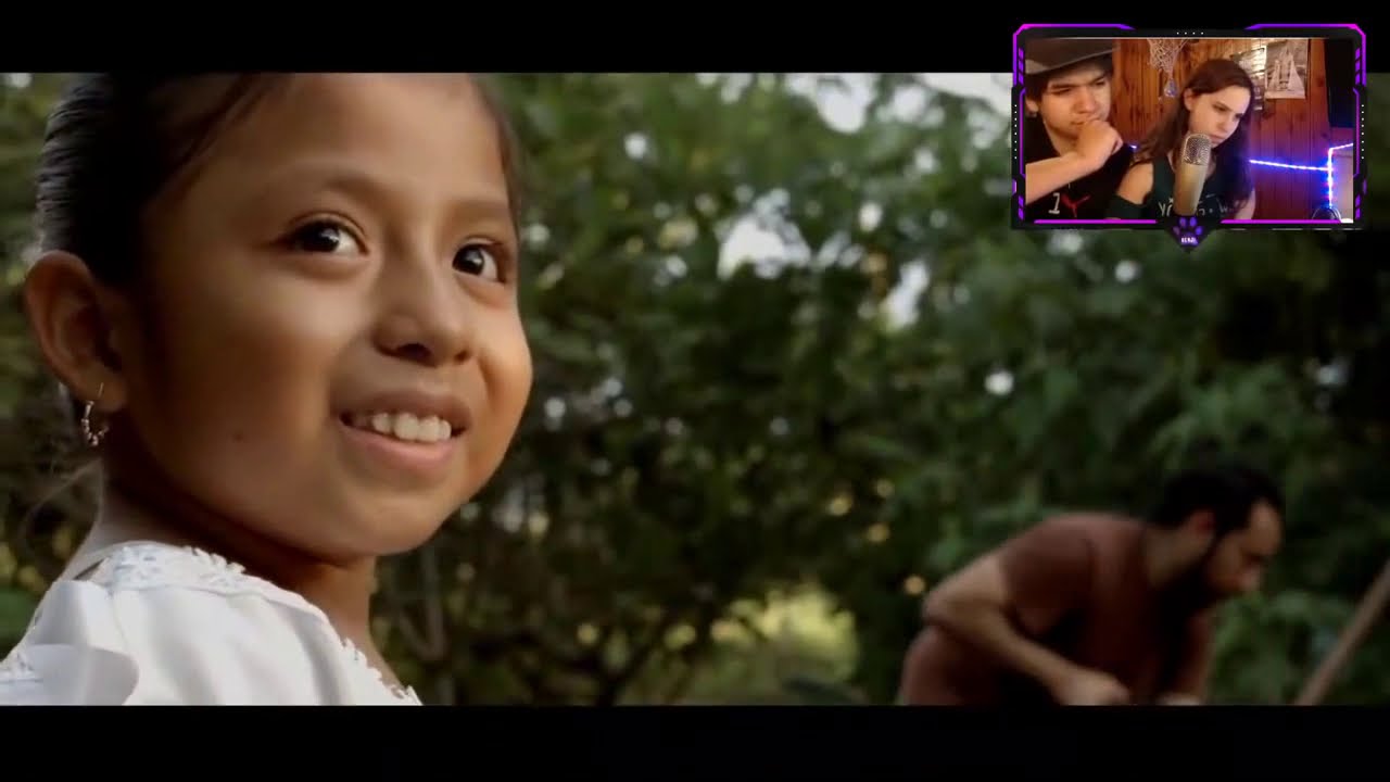 PAREJA CHILENA REACCIONA POR PRIMERA VEZ AL EL PIB (RESUBIDO)