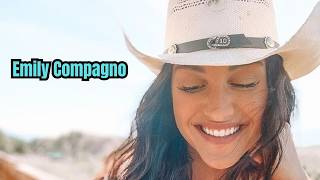 Emily Compagno 46, Wearing Bikini Leaves Nothing To Imagination