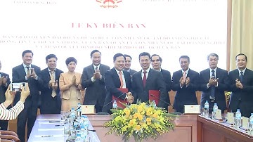 Bàn giao VNPT và MobiFone về Ủy ban quản lý vốn Nhà nước tại doanh nghiệp