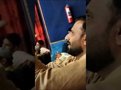 sunina ch lahori stage mujra Koi akh menu mare Koi vekheya Hans ke