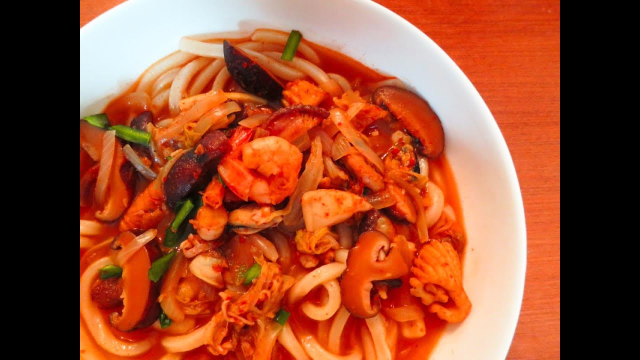 Korean Spicy Seafood Noodle Soup Jjamppong 짬뽕 ellaingreenspace