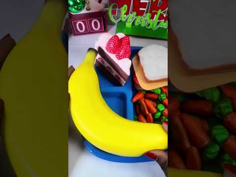 Packing School Lunch With Fidget Food?? Satisfying Video ASMR☃️? VLOGMAS DAY 2 #asmr #fidgets